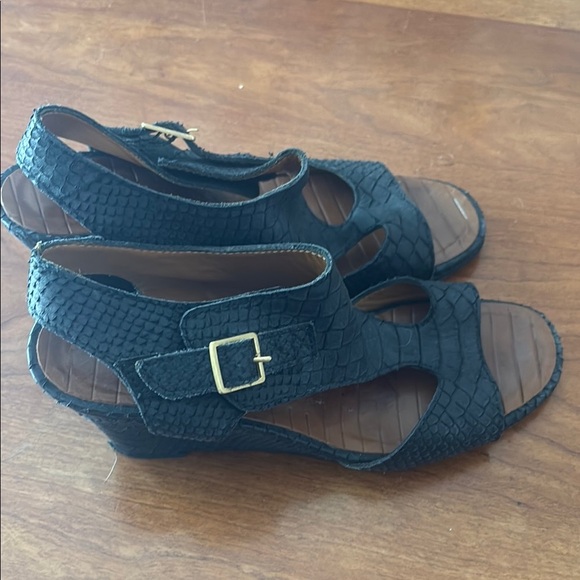 Vintage Navy Blue Chie Mihara Wedge Sandals - Picture 3 of 4
